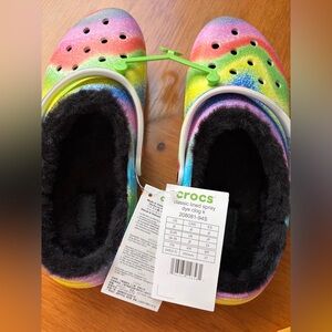 CROCS Multicolor Clogs with Soft Lining. Kids / Big Kids / Junior
